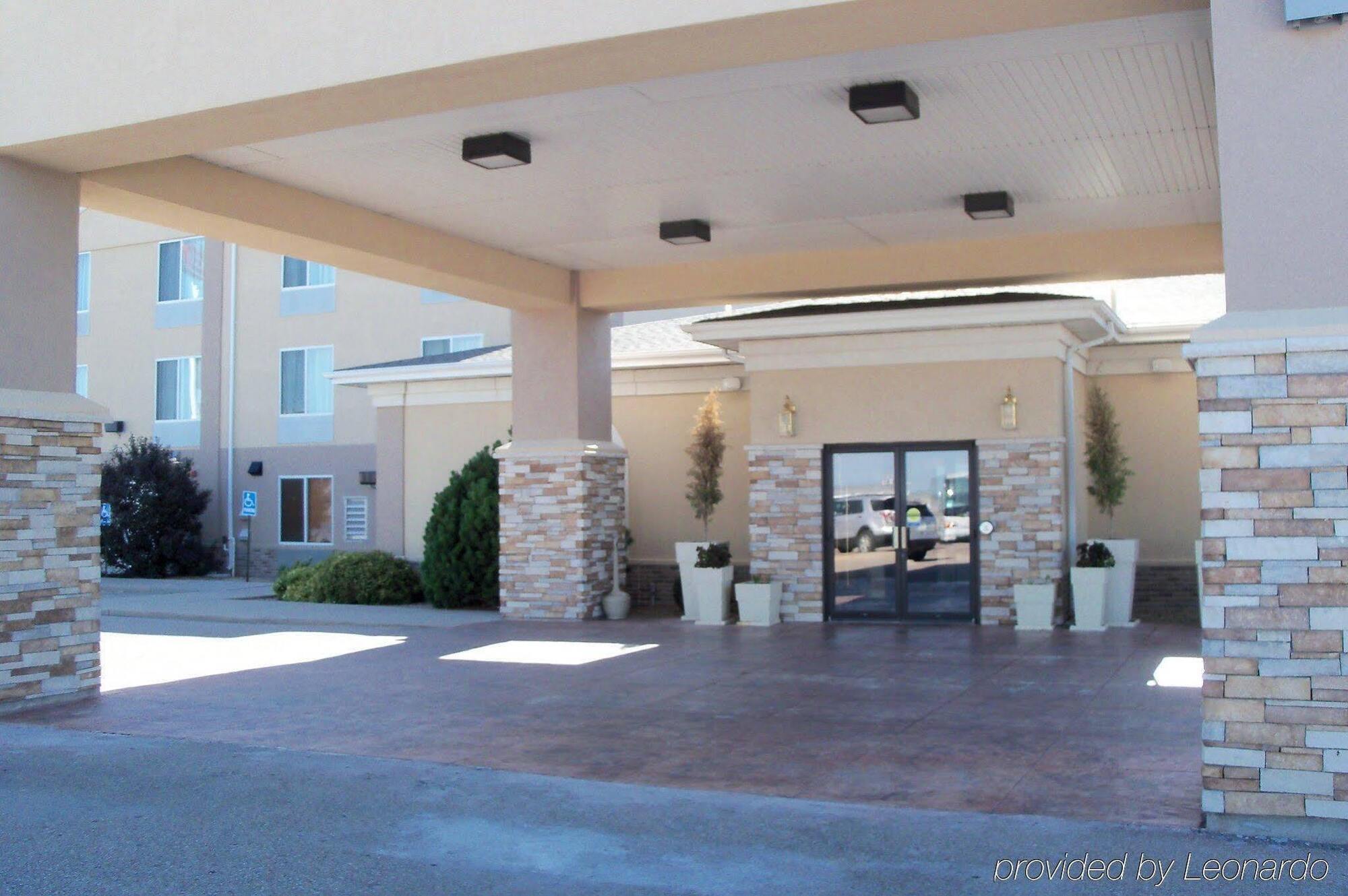 Holiday Inn Express Hotel & Suites Lexington By Ihg Exterior foto